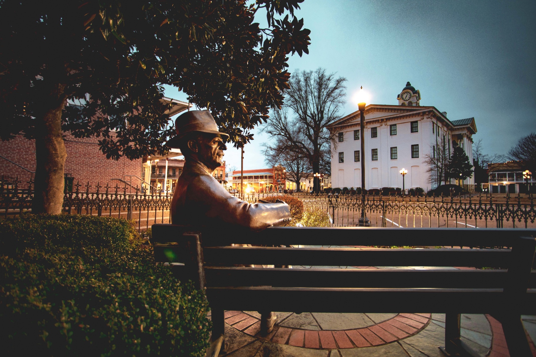 William Faulkner statue on the Square in Oxford